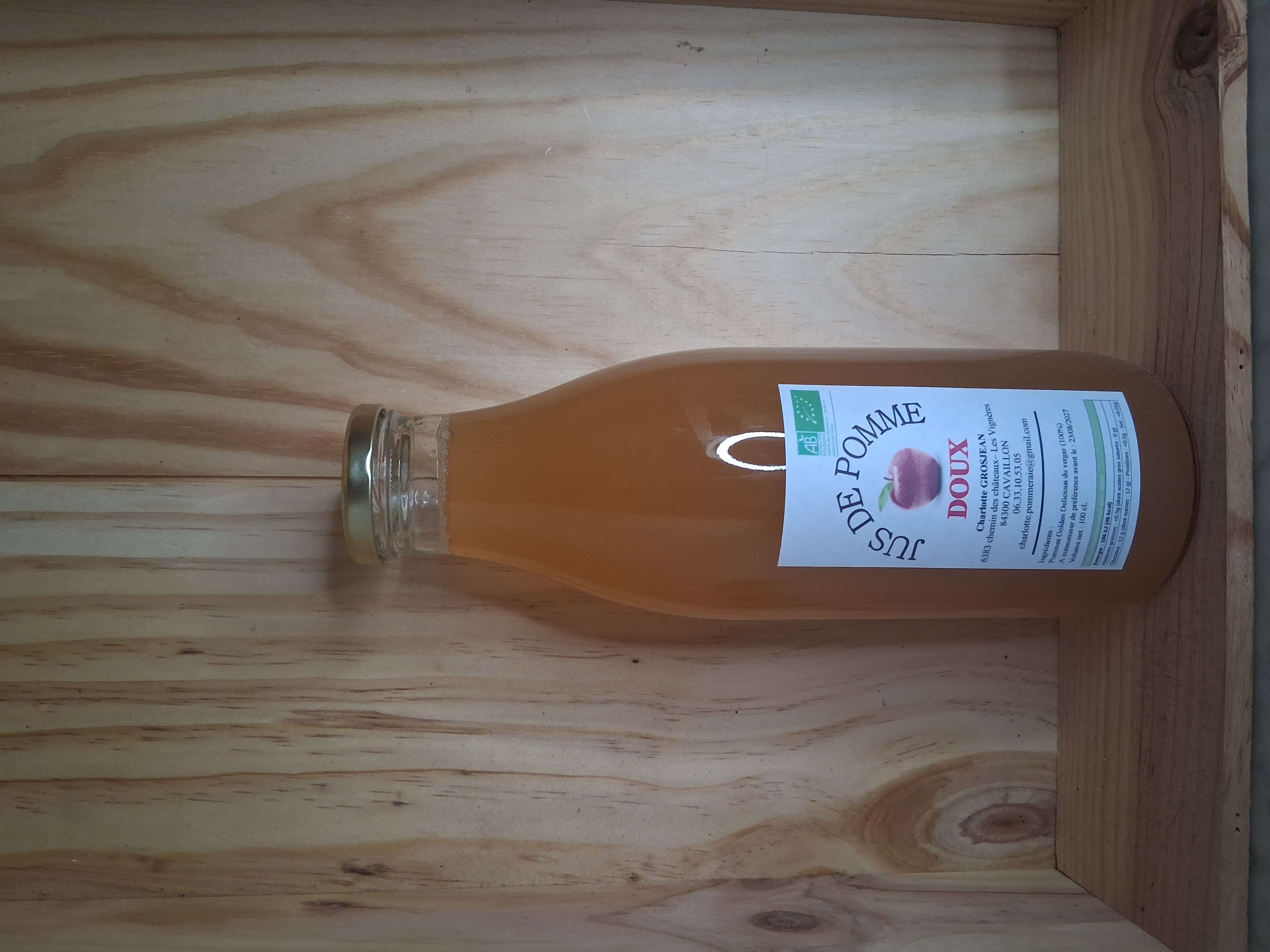 Jus de Pomme - Charlotte Pommeraie